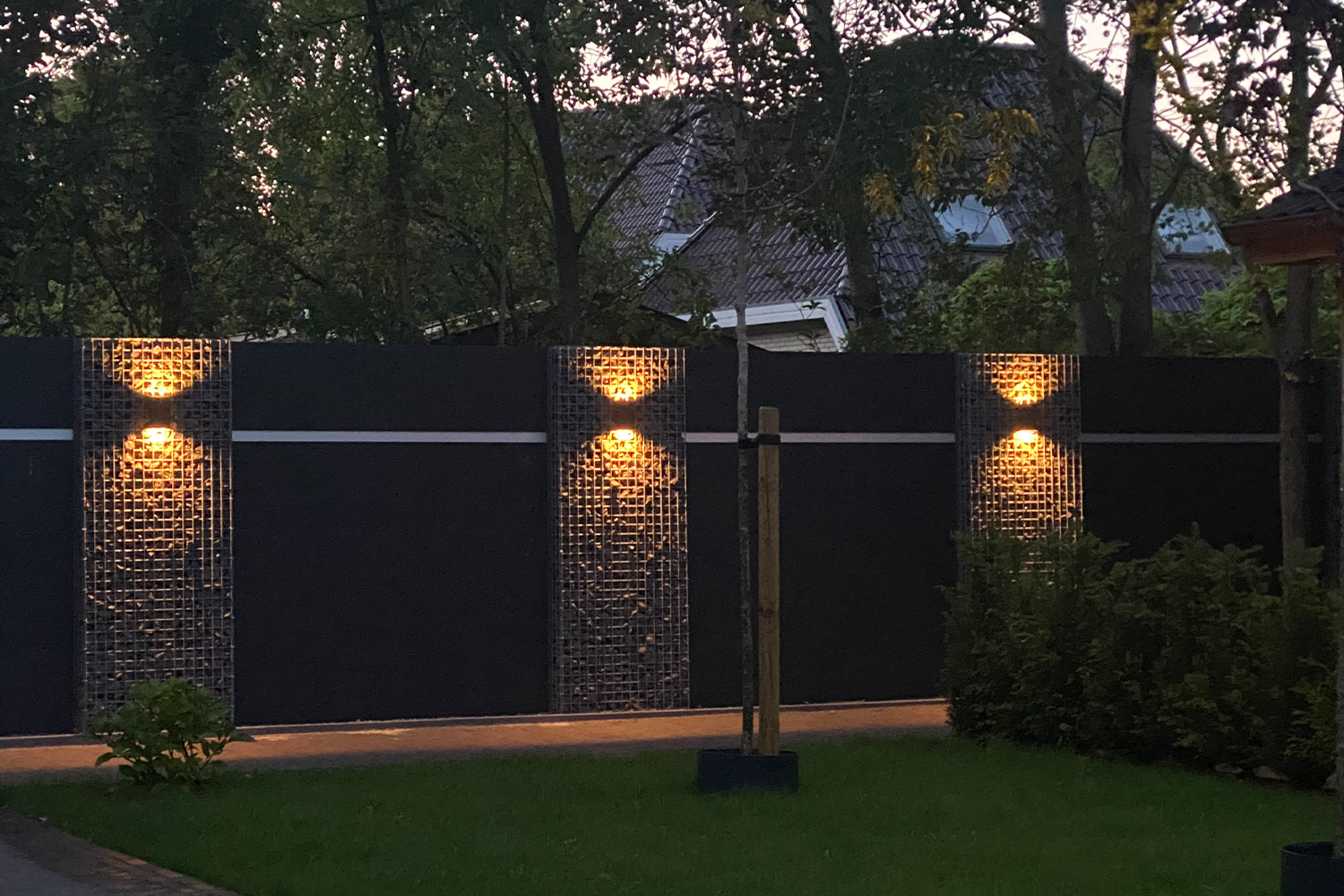 Gabionen mit WPC LED Beleuchtung