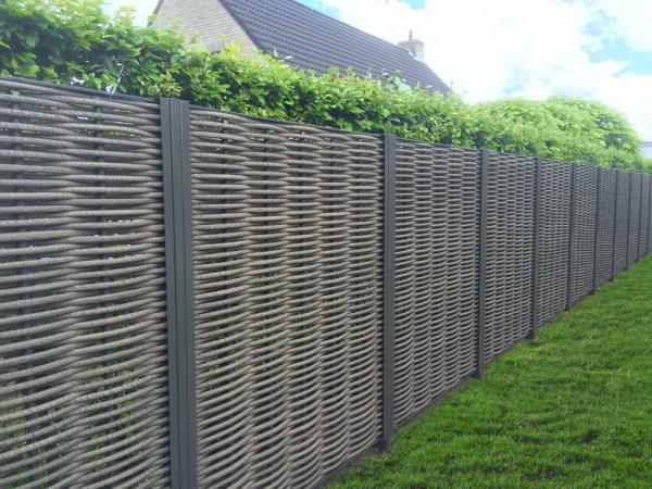Kunststoff-Sichtschutzzaun flache Verflechtung Kunststoff-Sichtschutzzaun