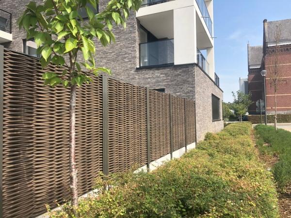 Kunststoff-Sichtschutzzaun doppelte Verflechtung Kunststoff-Sichtschutzzaun doppelte Verflechtung