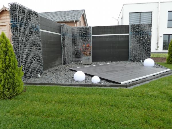 Gabionen mit Basalt Bruchsteine Gabionen mit Basalt Bruchsteine