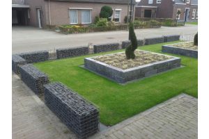 Gabionen mit Basalt Bruchsteine – Gabionen. Gabionen mit Basalt Bruchsteine