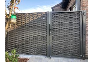 Inspirationsfoto – Kunststoff-Sichtschutzzaun