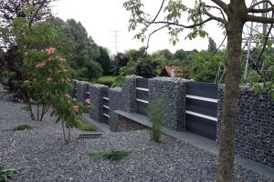 Wpc mit Gabionen – WPC-zaun mit Gabionen. Wpc mit Gabionen