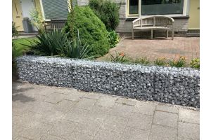 Gabione im Vorgarten – Gabionen. Gabione im Vorgarten