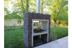 Gabionen Gartenkamin mit Grill – Gartenkamine