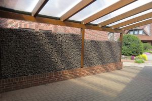 basalt_braun_40-80mm_sichtschutz – Bruchsteine