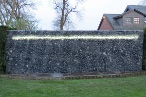 Gabionen Bef Llt mit Glasbrocken – Glasbrocken. Gabionen Bef Llt mit Glasbrocken