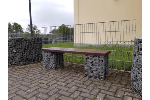 Gabionenbank – Gabionenbank. Gabionenbank