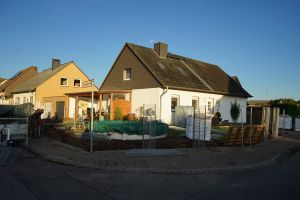 Wpc Sichtschutz – WPC-zaun mit Gabionen. Wpc Sichtschutz