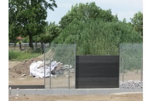 WPC Sichtschutz mit Gabione Aufbau – WPC-zaun mit Gabionen. WPC Sichtschutz mit Gabione Aufbau