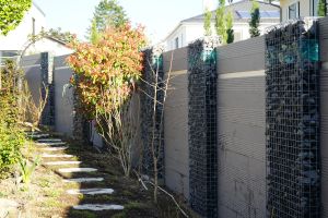 WPC-Sichtschutz – Aufbauteam WPC. WPC-Sichtschutz