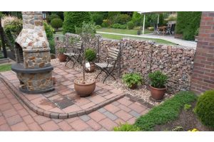 Gabionen mit Grauwacke Bruchsteine – Grauwacke Bruchsteine. Gabionen mit Grauwacke Bruchsteine