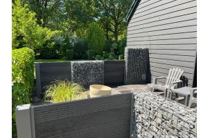 Gabionen WPC-Sichtschutz Aufbauteam – WPC-zaun mit Gabionen. Gabionen WPC-Sichtschutz Aufbauteam